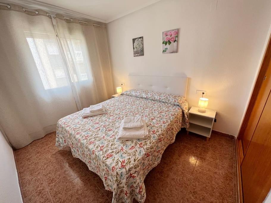 Nice And Central Apartment Τορεβιέχα Εξωτερικό φωτογραφία